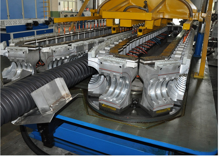 оборудование по производству HDPE гофрированных винтовых труб/Линия по производству PVC гофрированных винтовых труб