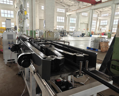 PLC Control Single Wall Corrugated Pipe Extrusion Line with Barrel Nitriding Depth 0.4～0.7 Mm and Schneider/Siemens Electric Components