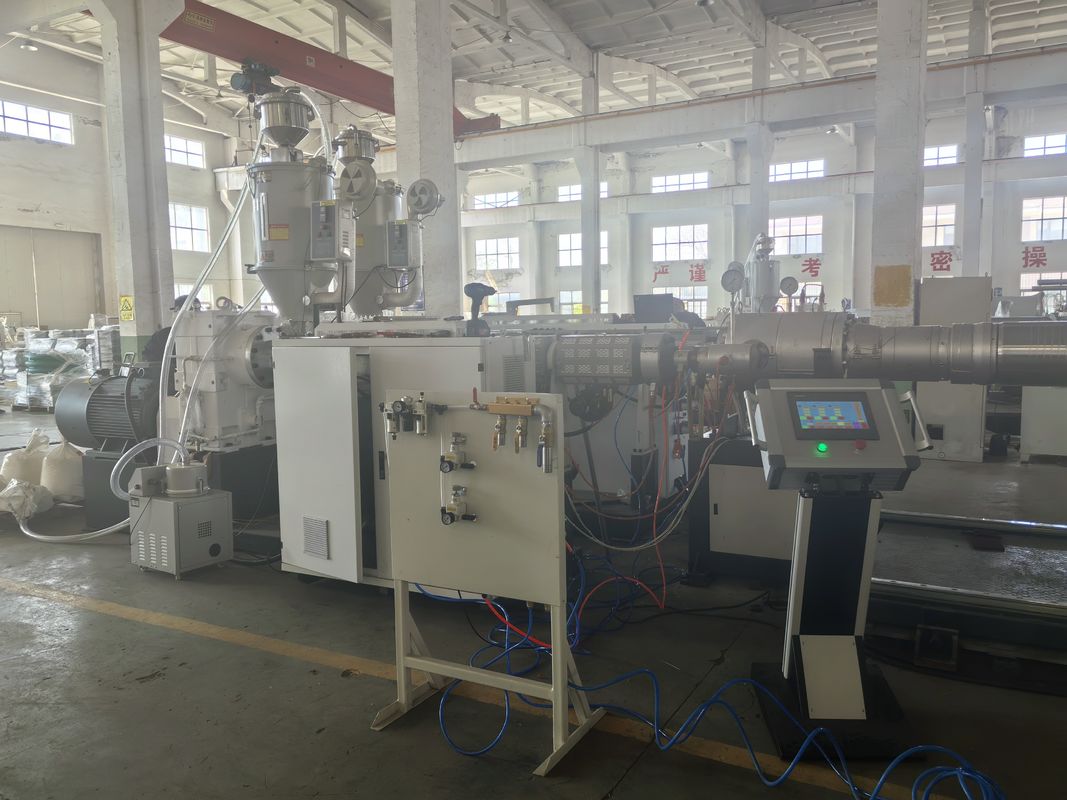 Энергосберегающая высокопроизводительная автоматическая линия экструзии труб DWC для дренажа и канализации