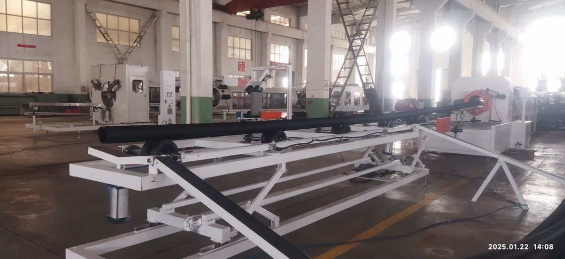 Автоматизированная компьютеризированная линия экструзии двухслойных гофрированных труб с двигателем Siemens и производительностью 8-15 кг/ч