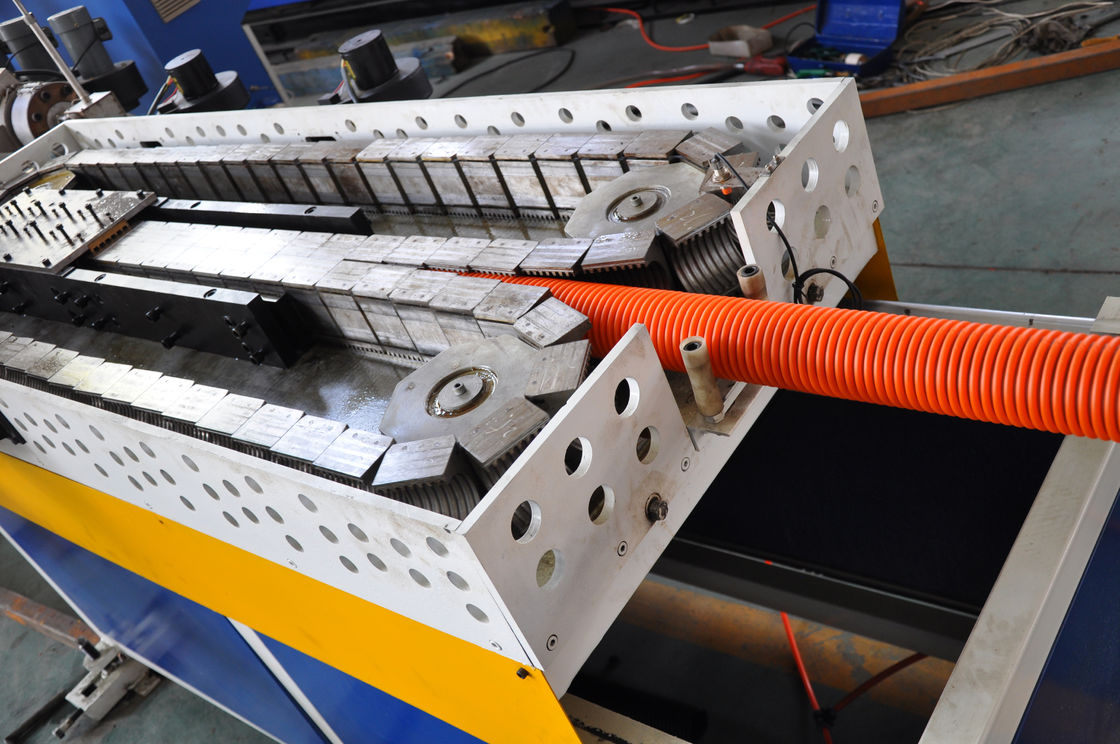 Водяное охлаждение Siemens Контактник гофрированная труба экструзионная линия с автоматическим питанием