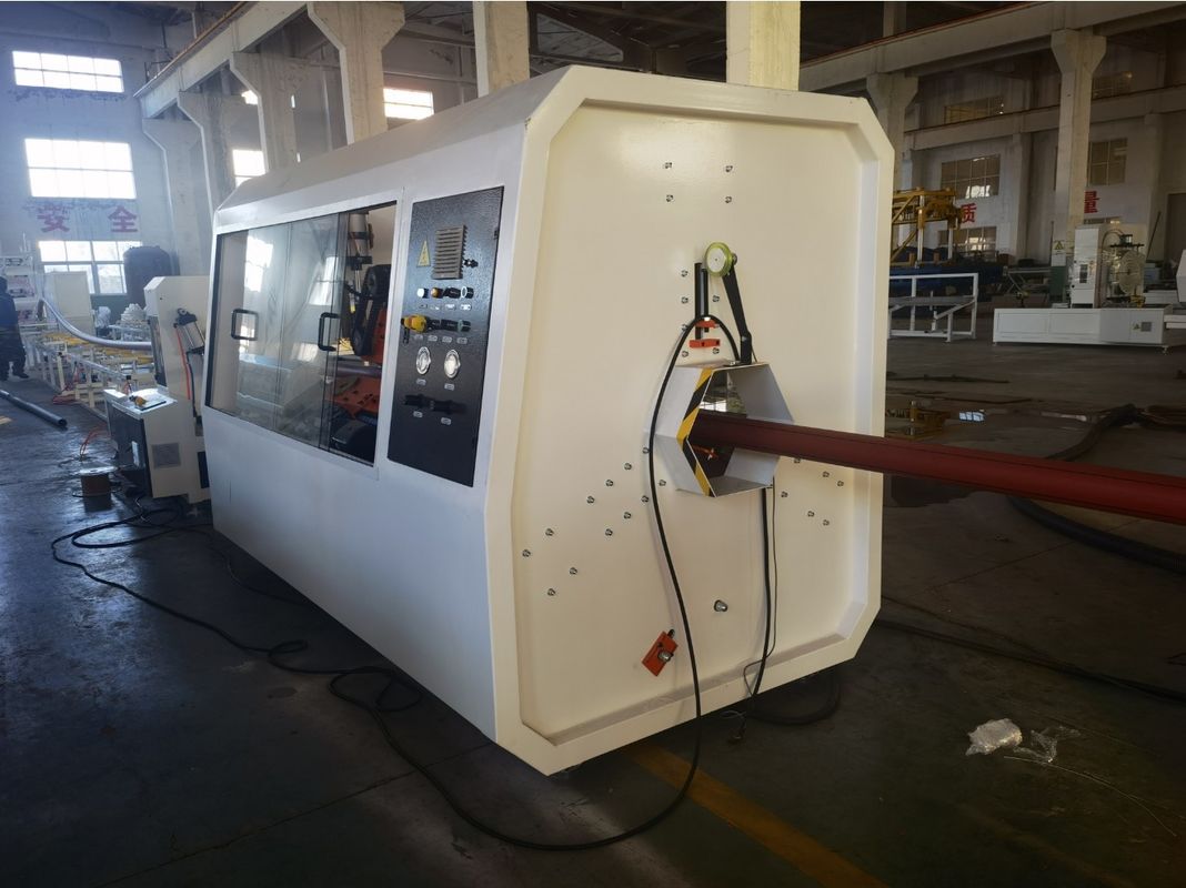 Линия экструзионной трубы с твердой стеной Hdpe под управлением PLC для универсальных и настраиваемых решений