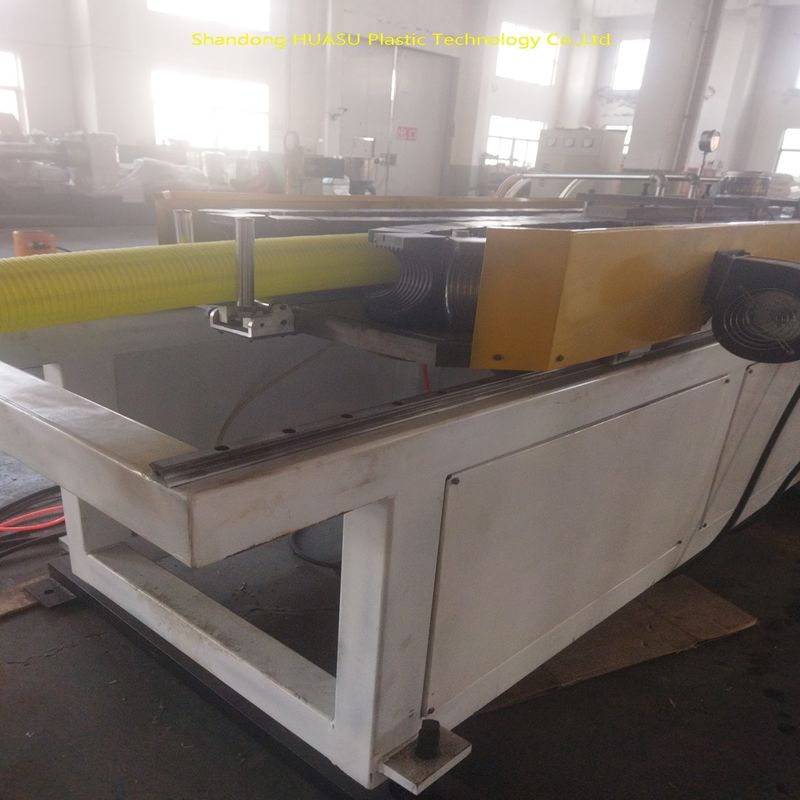 Автоматическая линия экструзирования пластиковых труб с Siemens ABB основным электрическим и водяным охлаждением воздуха для настраиваемого выхода