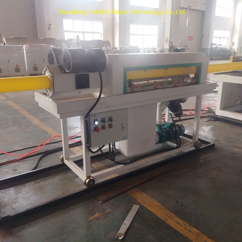 Автоматическая линия экструзирования пластиковых труб с Siemens ABB основным электрическим и водяным охлаждением воздуха для настраиваемого выхода