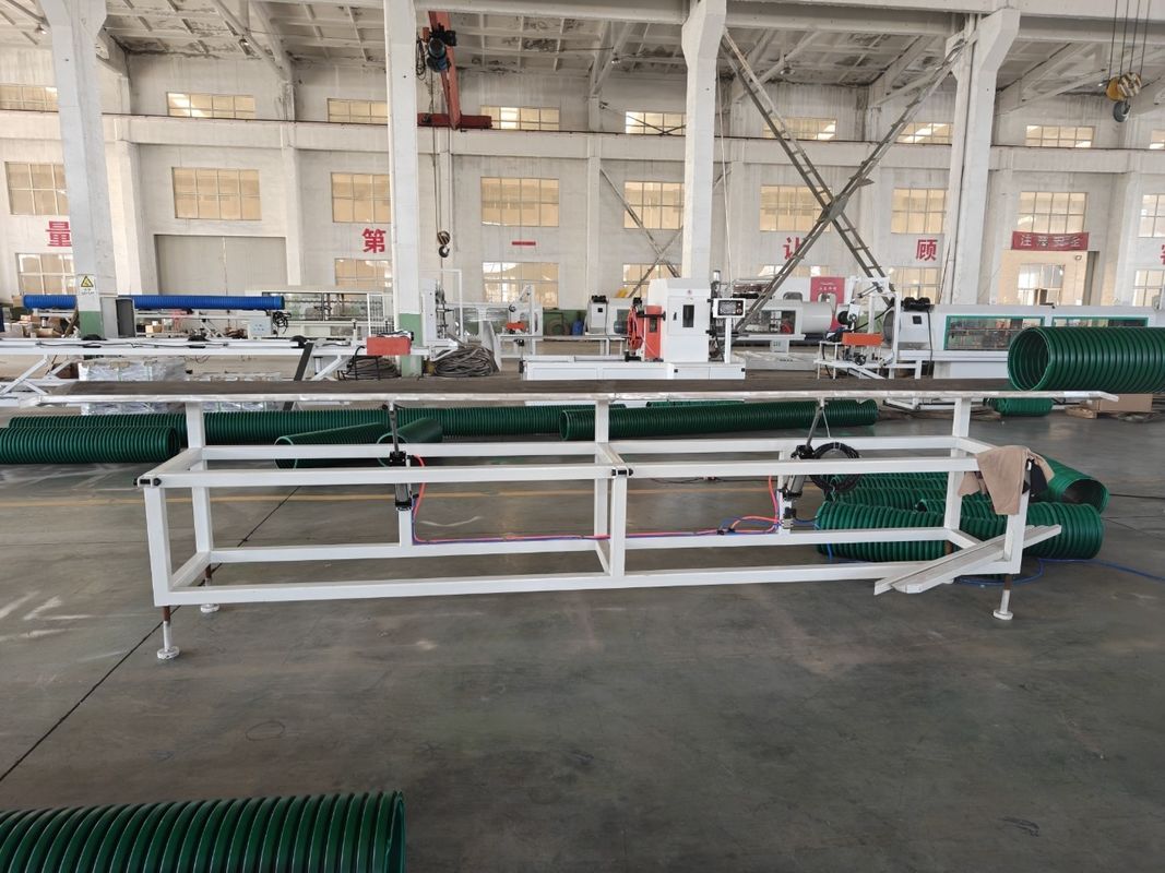 Линия экструзирования труб из ПВХ из ПЭ из ПП с коническим экструзером с двумя винтами и контролем температуры воды из переработки