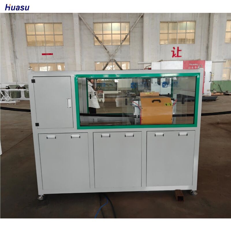 Линия экструзионной трубы с одной стеной с водяным охлаждением и двигателем Siemens для стабильного высокоскоростного производства