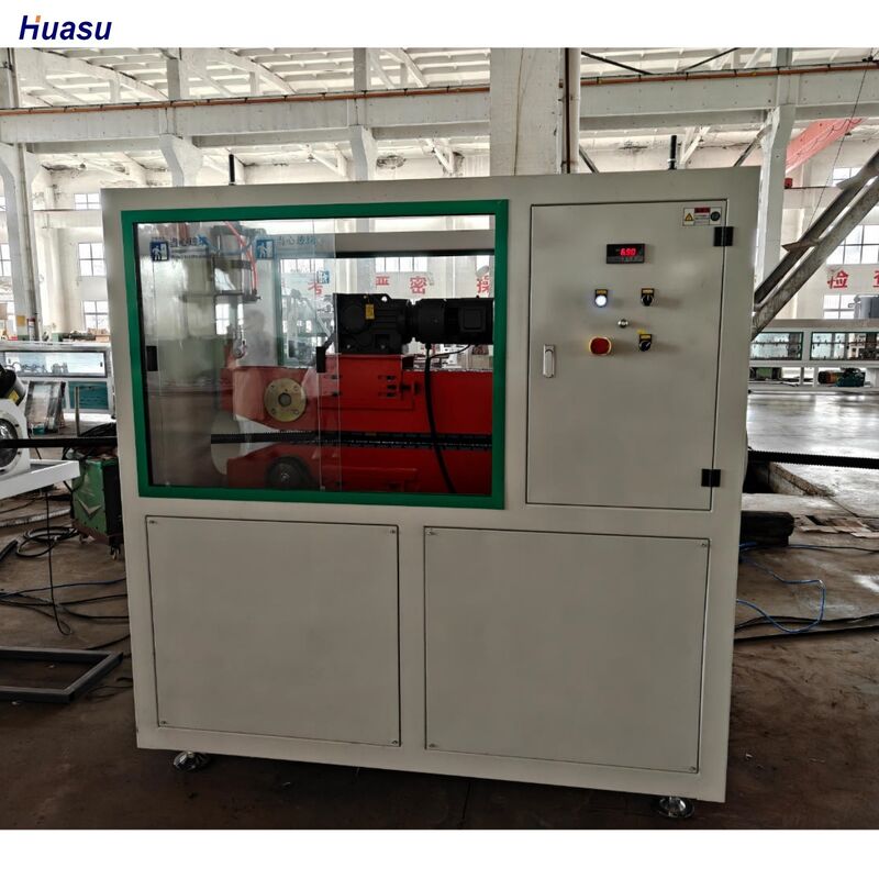 Линия экструзии гофрированных труб с одинарной стенкой, максимальный размер трубы 110 мм, система водяного охлаждения и двигатель Siemens для высокоскоростного производства