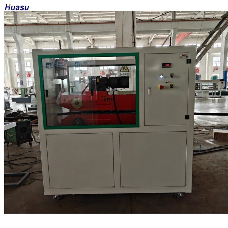 Линия экструзии гофрированных труб с одинарной стенкой с водяным охлаждением, диапазоном диаметров труб 16 мм - 1600 мм и высокой точностью