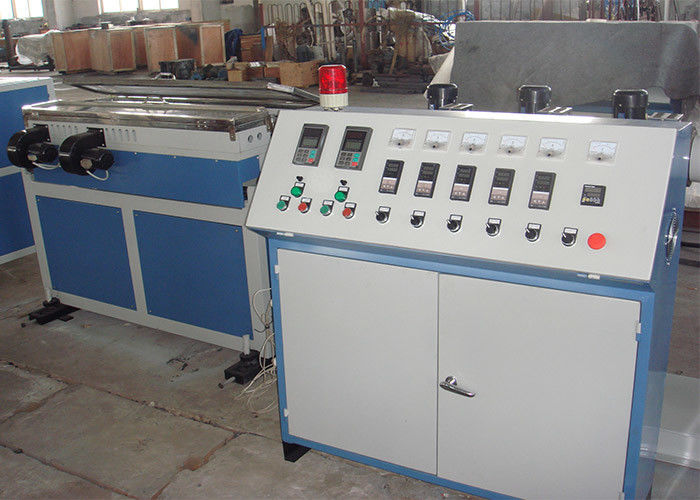 Пластиковое PE PP HDPE PPR трубы PVC CPVC UPVC мочит производственную линию экструзии труб шланга трубы электрического проводника